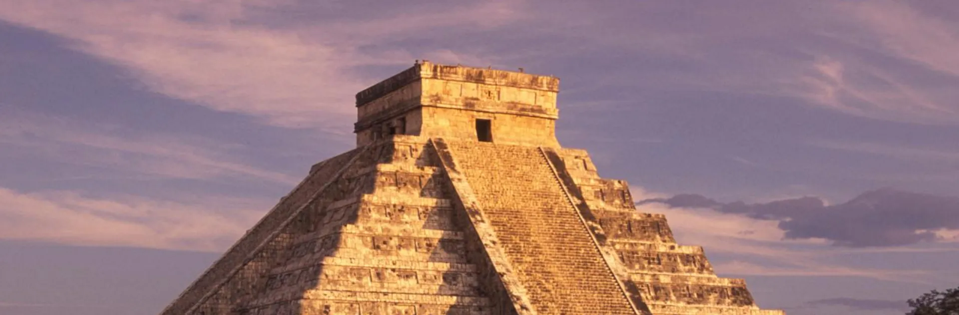 Banner Chichen Itza Experience
